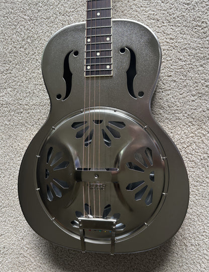 Gretsch G9221 Bobtail Round Neck Acoustic Electric Steel Body Resonator Guitar