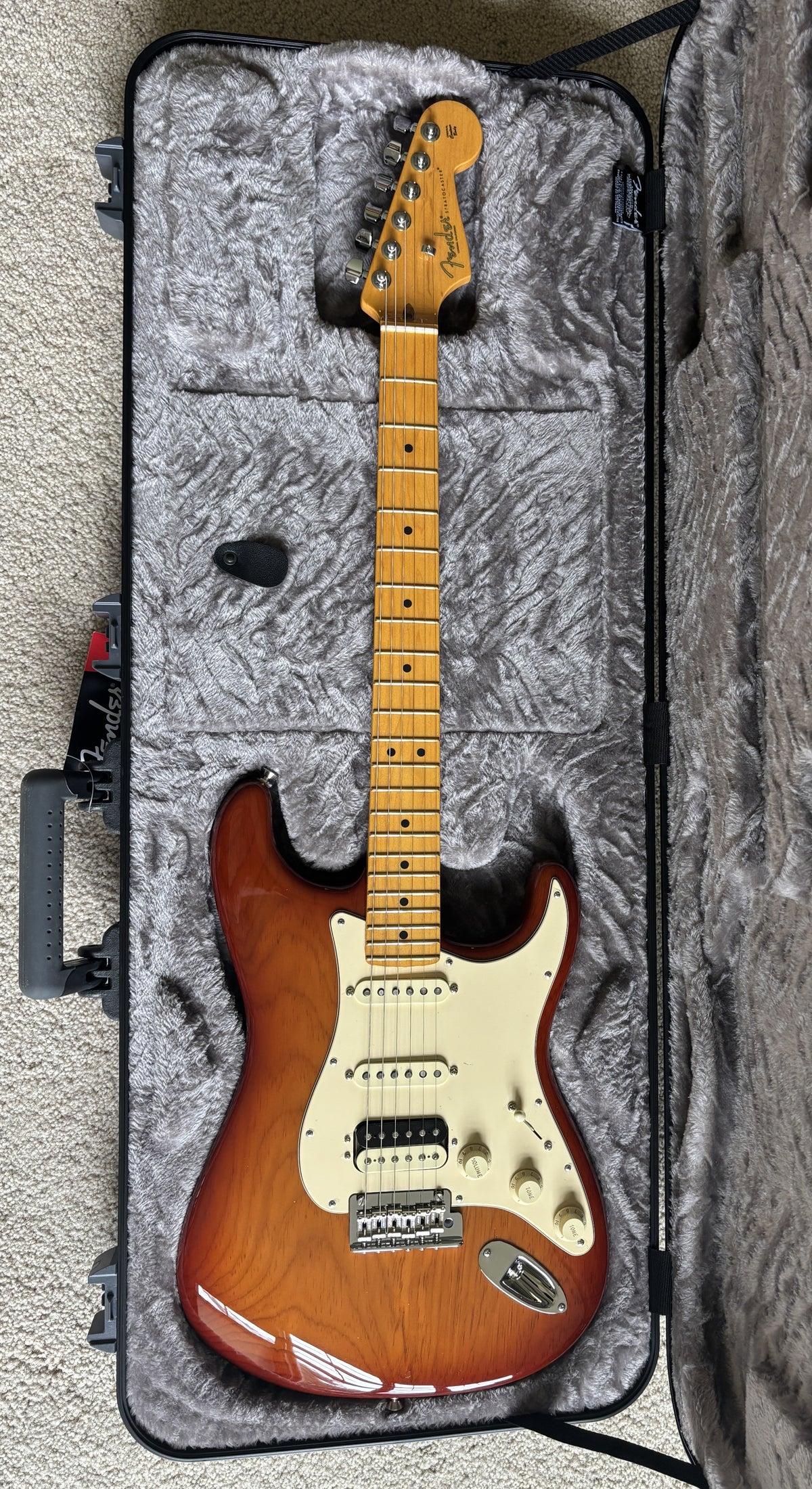 Fender 70th American Professional II Stratocaster HSS Electric Guitar, Sienna Sunburst, Deluxe Molded Case