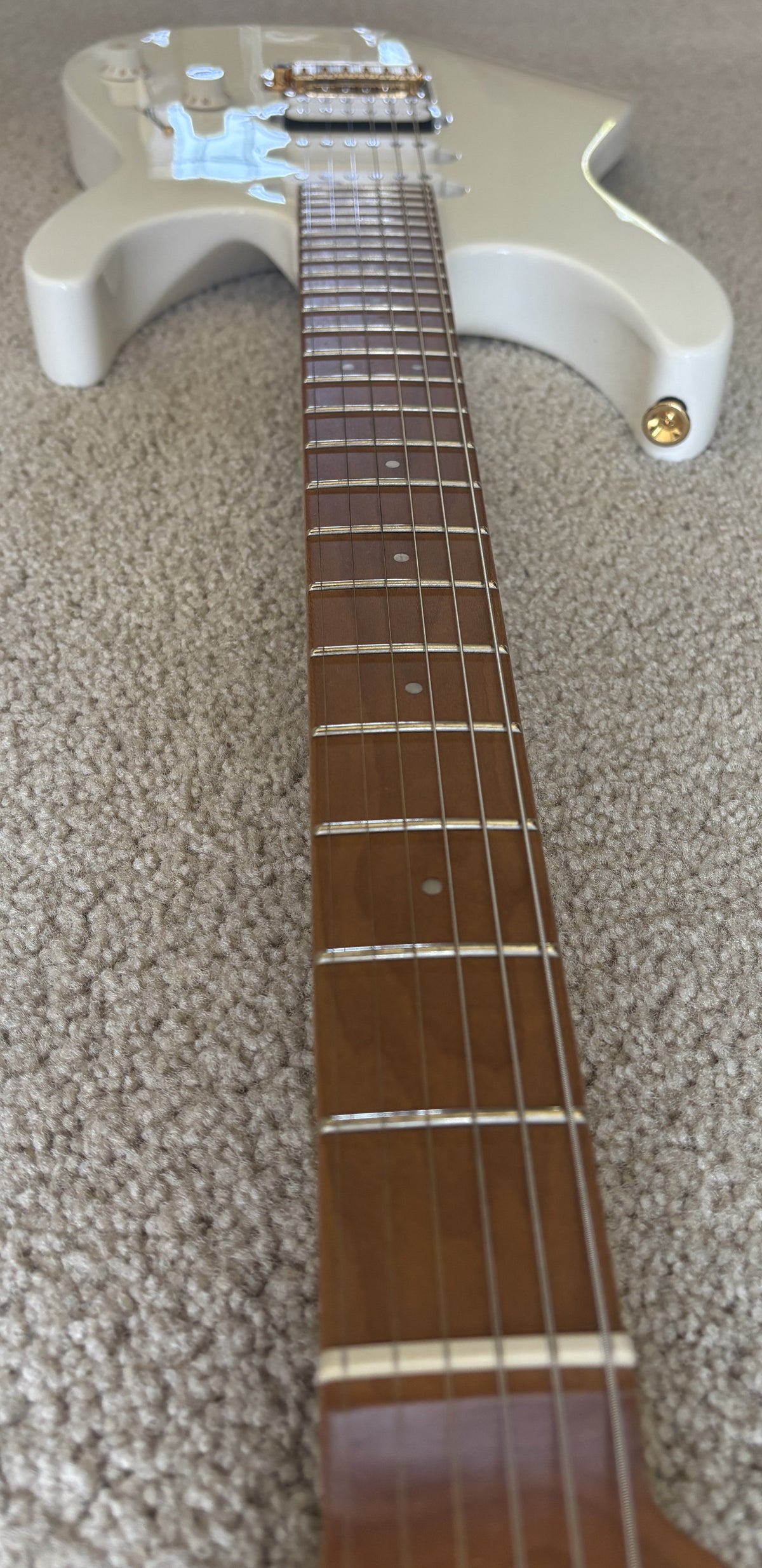 Charvel Pro-Mod DK24 HSS 2PT CM Electric Guitar, Snow White