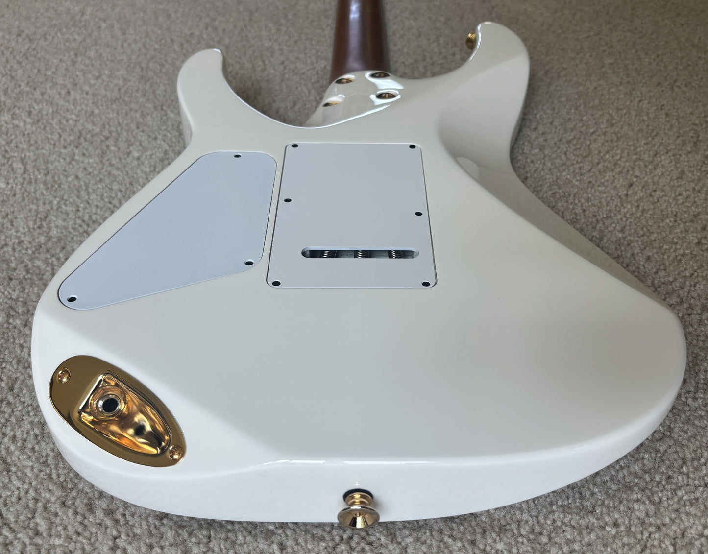 Charvel Pro-Mod DK24 HSS 2PT CM Electric Guitar, Snow White