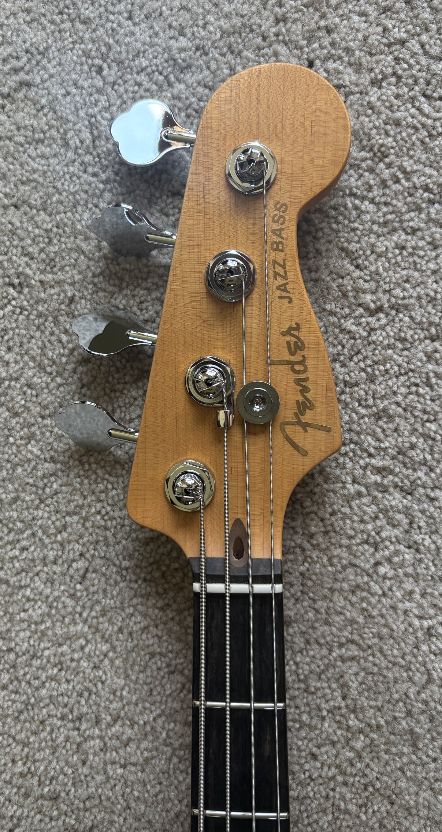 Fender American Ultra II Jazz Bass Guitar, Ultraburst, Deluxe Molded Case
