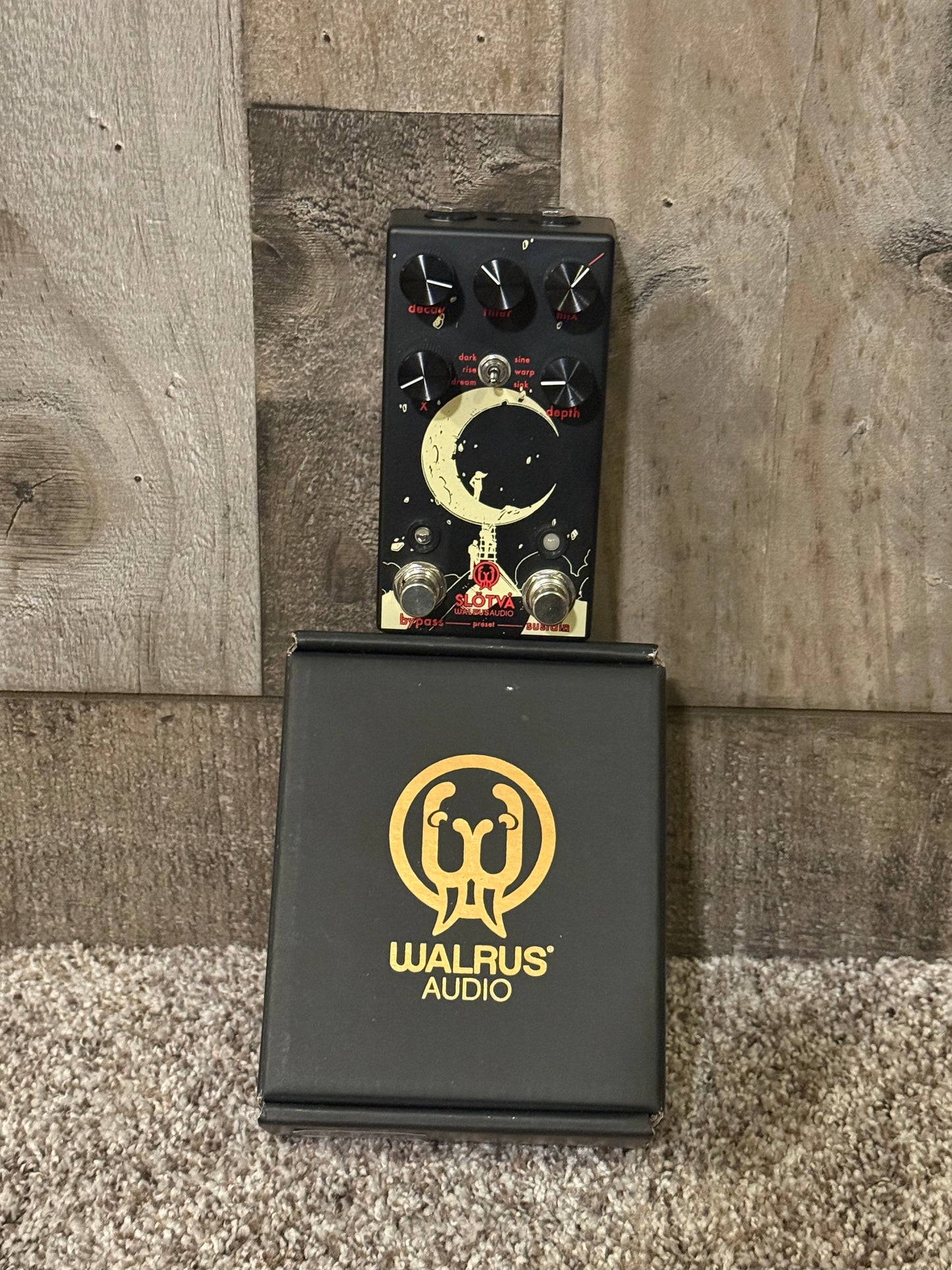 Slotva Multi Texture Reverb (rare Obsidian finish)