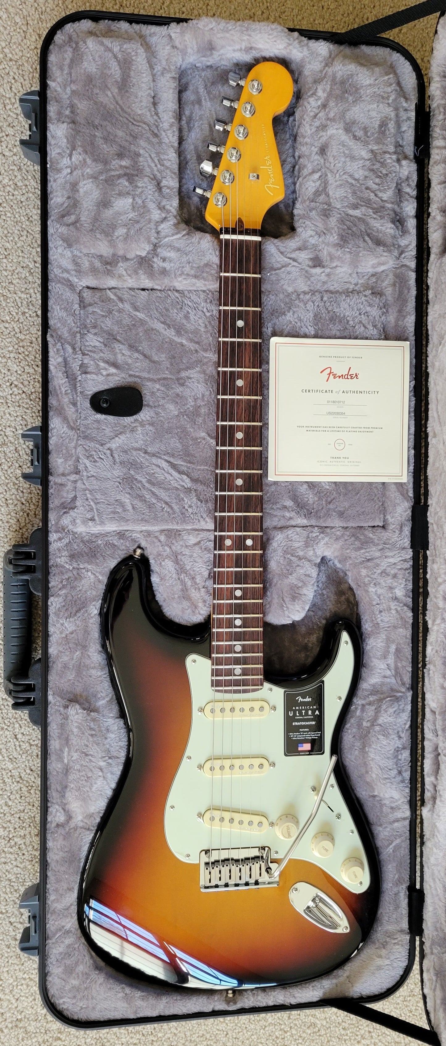 Fender American Ultra Stratocaster Electric Guitar, Ultraburst, Elite Molded Hard Shell Case