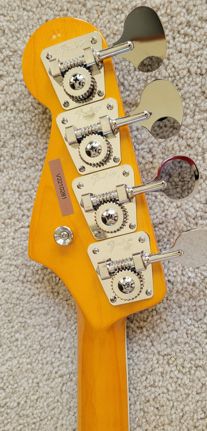 Fender American Vintage II 1966 Jazz Bass Guitar, 3-Color Sunburst, Vintage-Style HSC