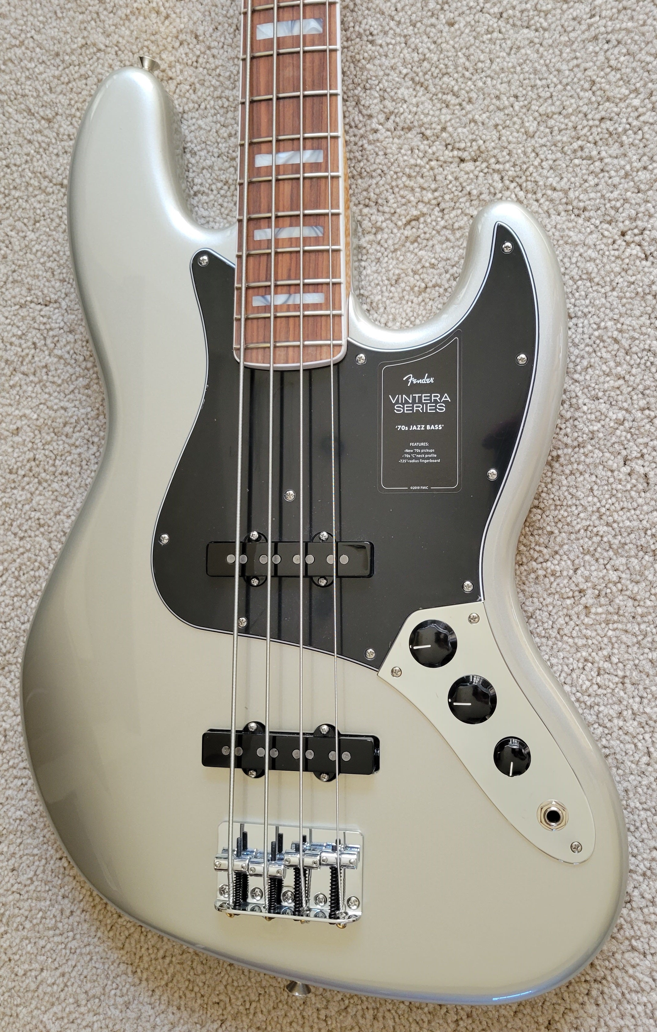 Bass Guitars – Bad Rabbit Guitars
