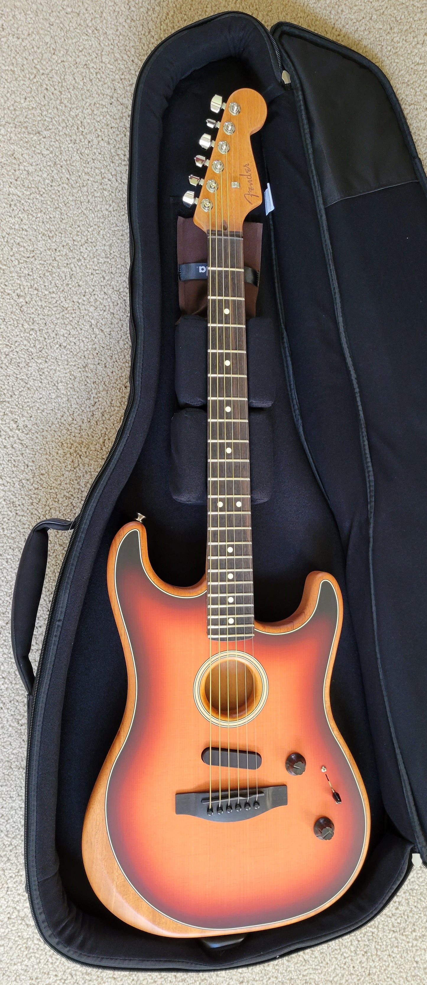 Fender American Acoustasonic Stratocaster Guitar, 3-Color Sunburst, New Fender Gig Bag