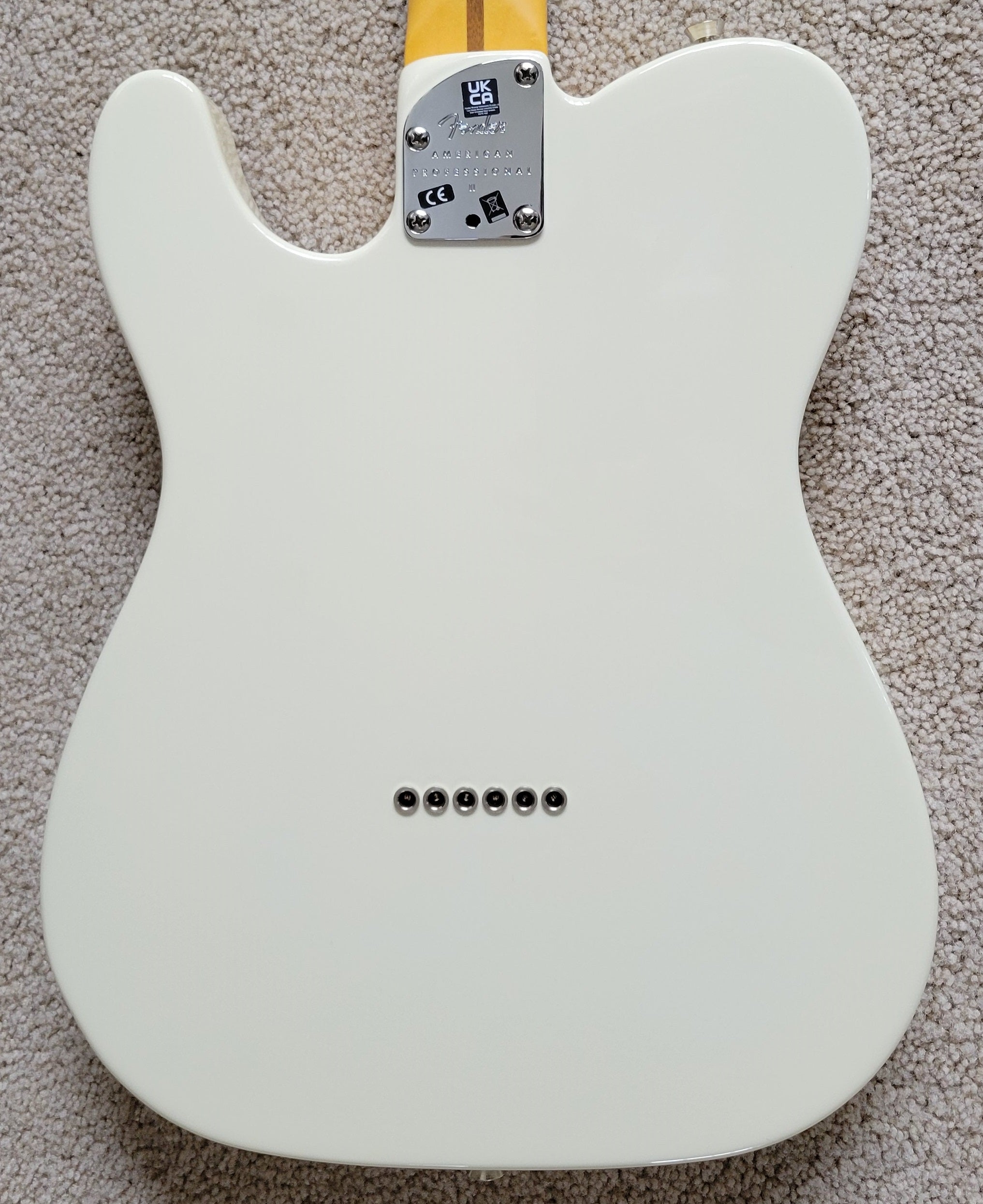 Fender American Professional II Telecaster Electric Guitar, Olympic White -  Deluxe Molded Case