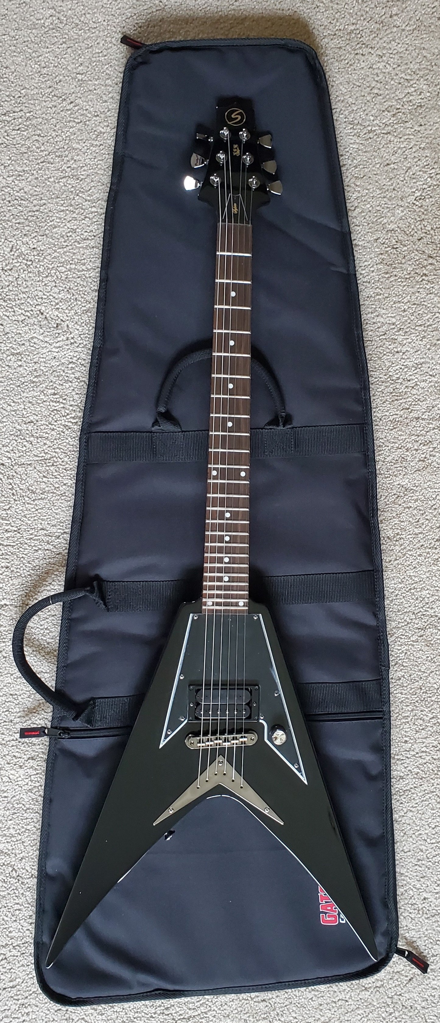 Samick SV10 Flying V Style Electric Guitar, Black Finish - New Gator Extreme Gig Bag*
