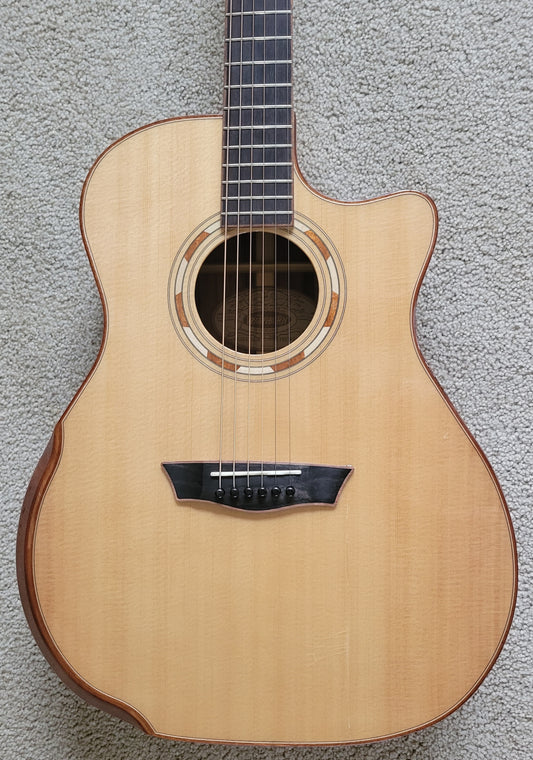 Washburn Comfort WCG25SCE-0 Acoustic Electric Guitar, Natural Finish