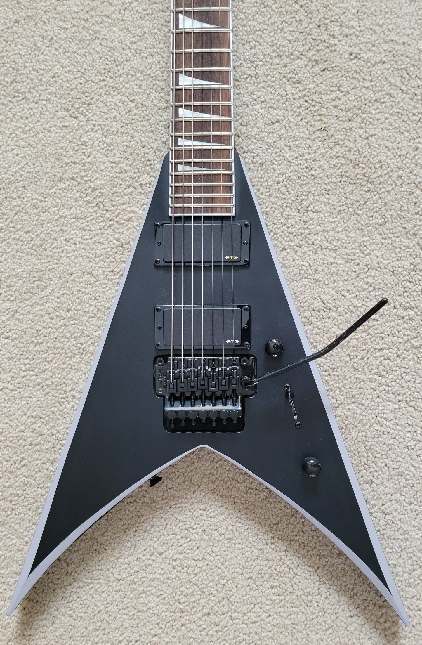 Jackson X Series King V KVX-MG7 Electric Guitar, Satin Black, Primer Gray Bevels, New Gig Bag