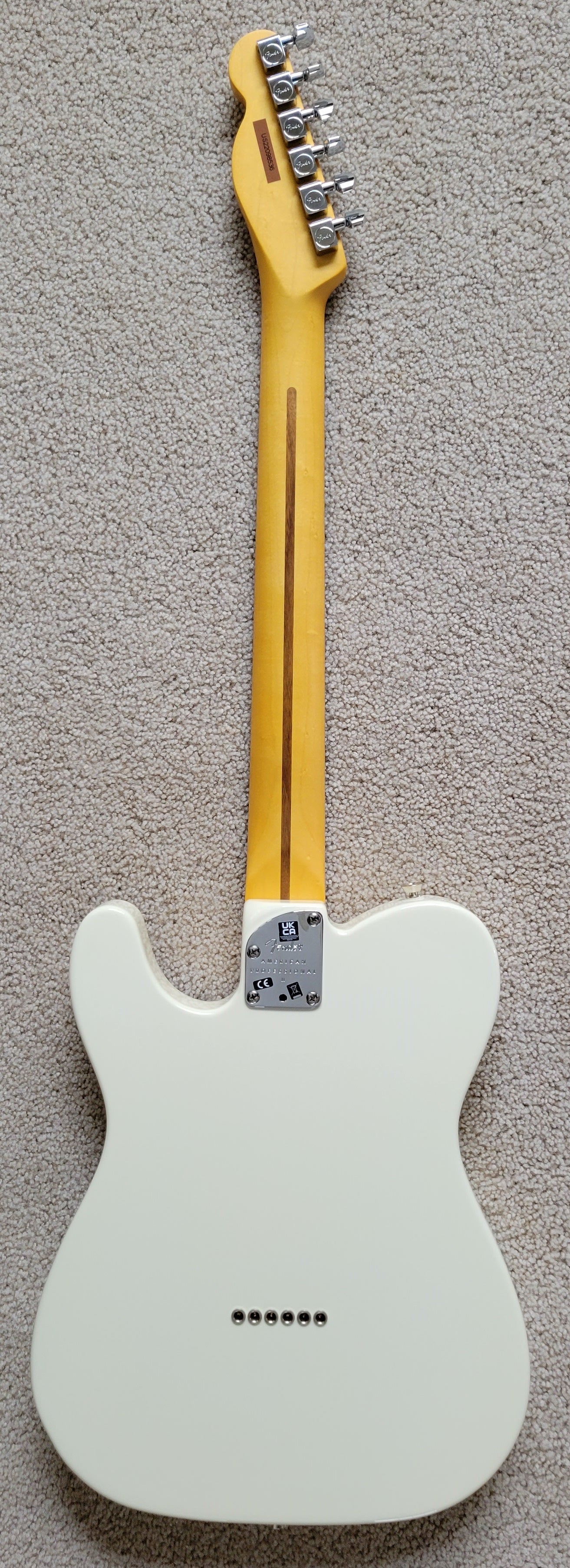 Fender American Professional II Telecaster Electric Guitar, Olympic White - Deluxe Molded Case