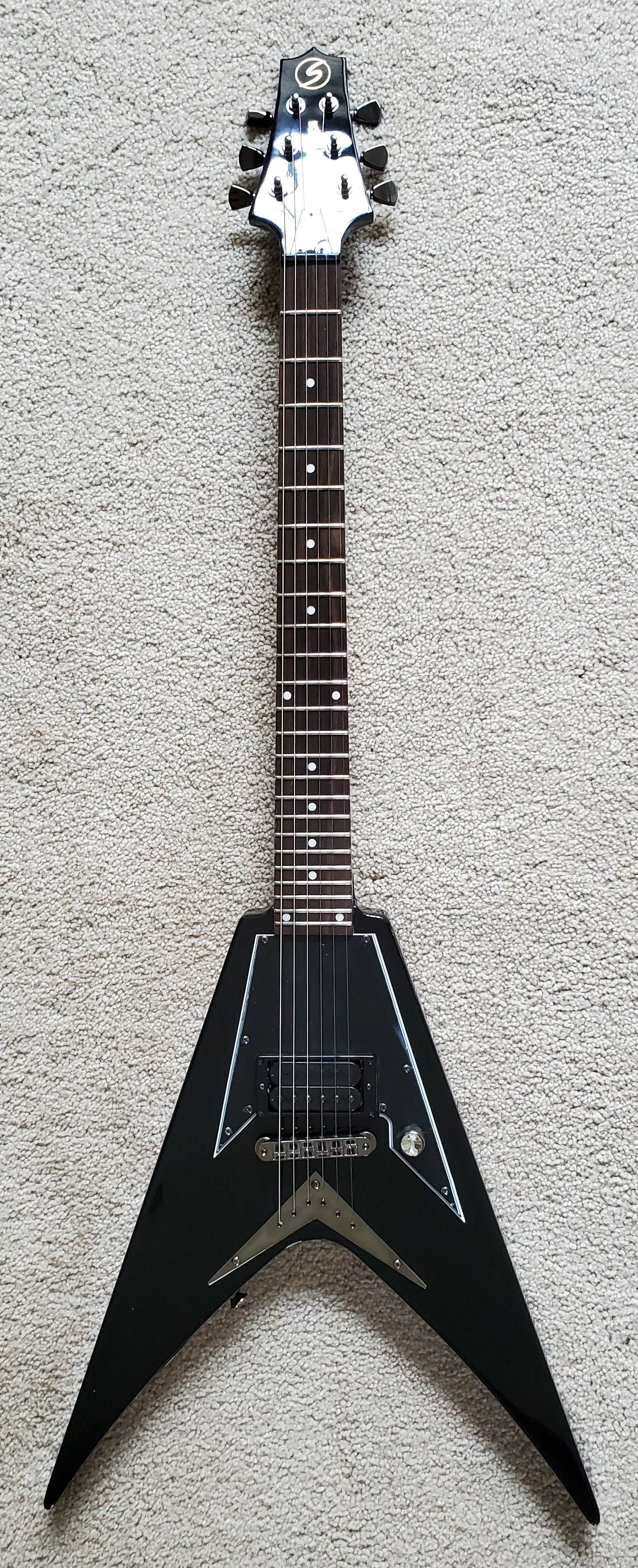 Samick SV10 Flying V Style Electric Guitar, Black Finish