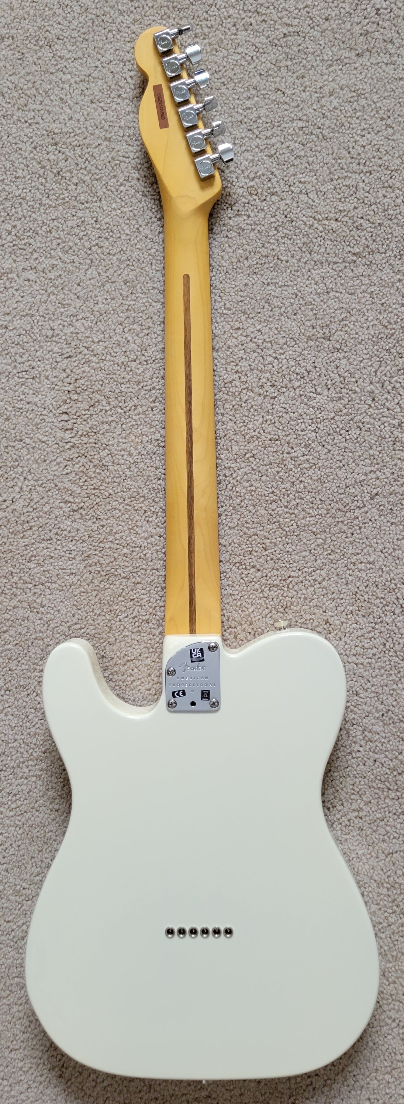 Fender American Professional II Telecaster Electric Guitar, Olympic White,  Deluxe Molded Case