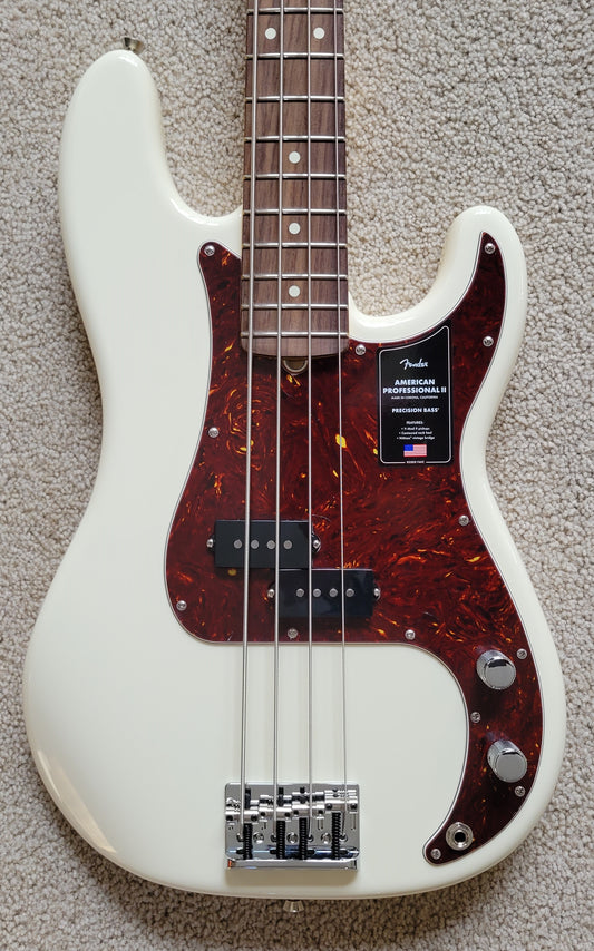Fender American Professional II Precision Bass Guitar, Olympic White, Deluxe Molded Hardshell Case