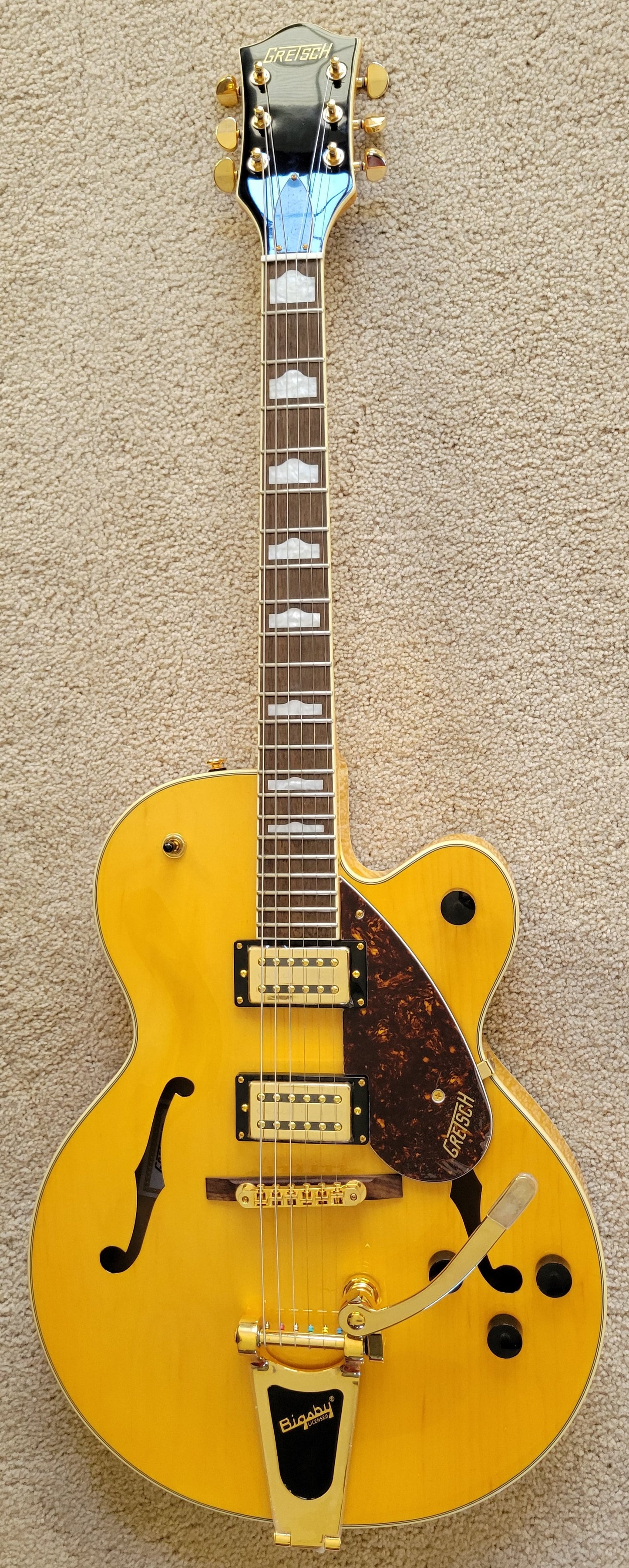 Gretsch G2410TG Streamliner, Hollow Body Single-Cut With Bigsby Guitar, New Hard Shell Case