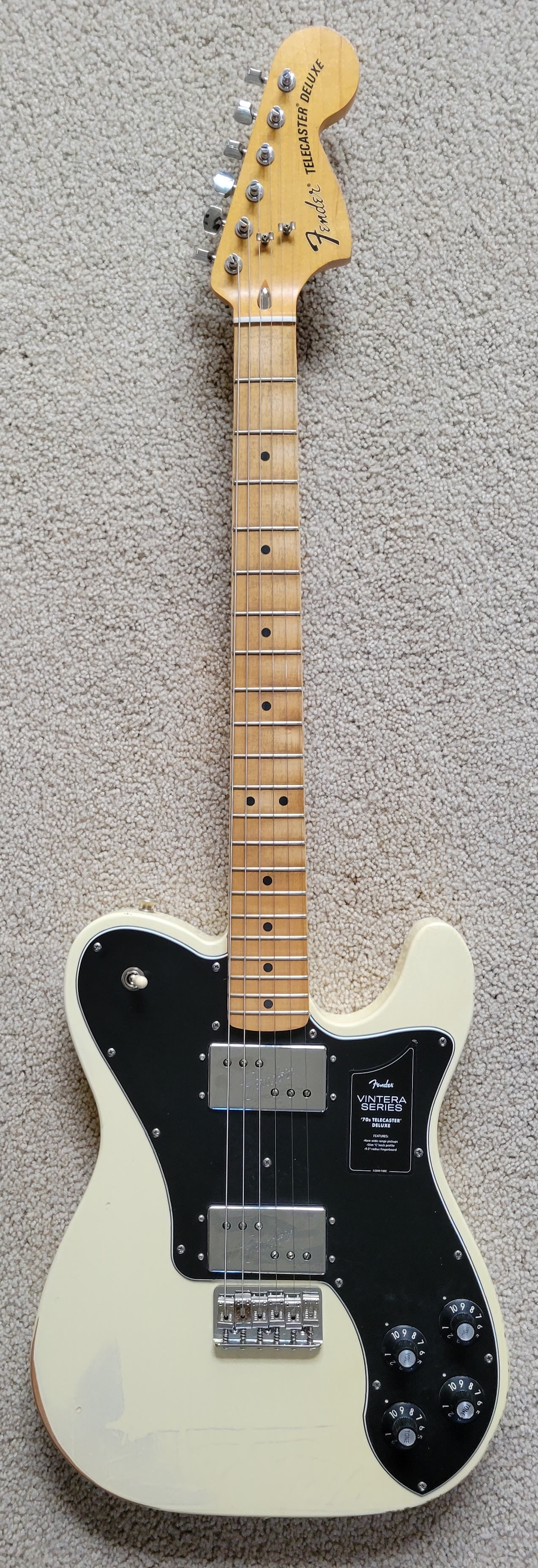 Fender Vintera Road Worn '70s Telecaster Deluxe Electric Guitar, Olympic  White, Gig Bag
