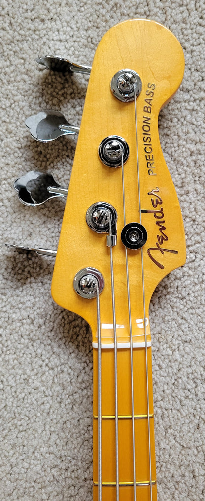 Fender American Ultra Precision Bass Guitar, Arctic Pearl, Premium Molded Hard Shell Case